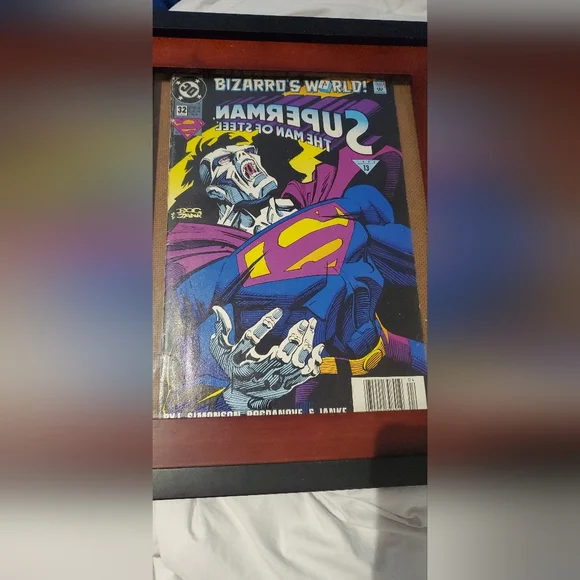 Superman comic - Picture 2 of 2